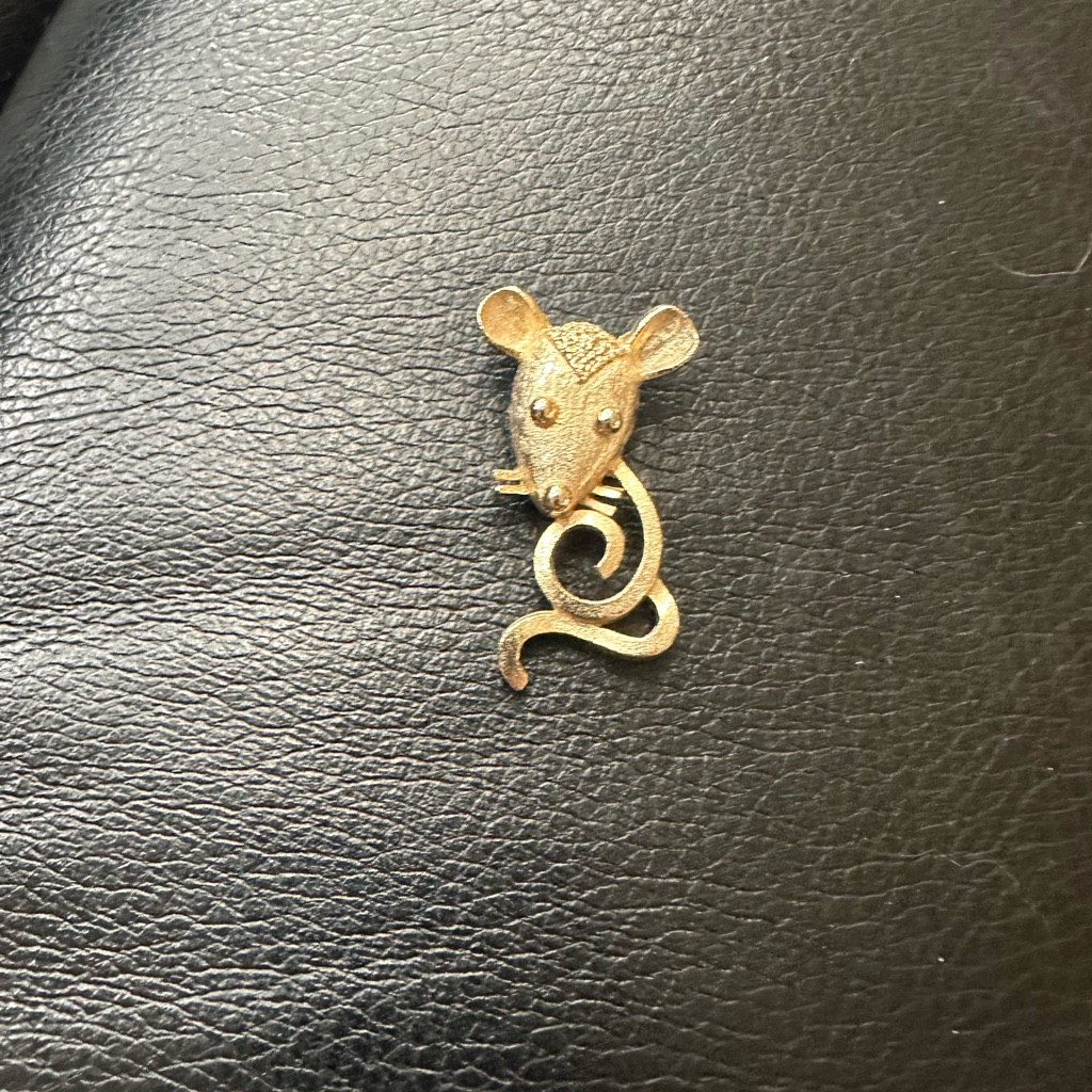 Vintage Mamselle Mouse Brooch 30$